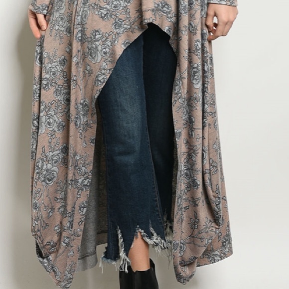 LAST3️⃣//BLUSH FLORAL HIGH LOW MAXI TOP HOODIE - Picture 3 of 4